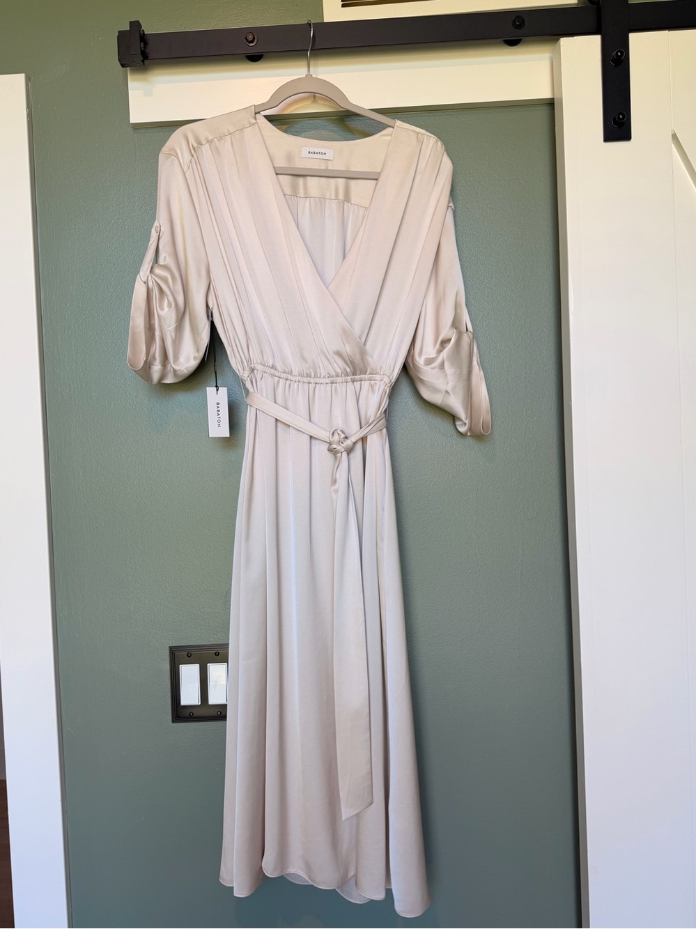 Aritzia Wrap Midi Dress in cream size S